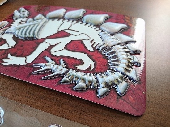 100円ショップのパズル　恐竜の化石
